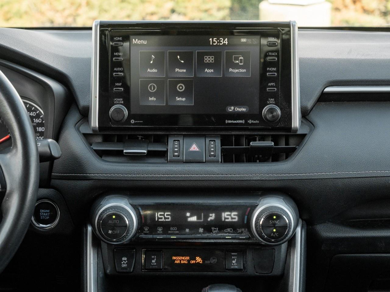2019 Toyota RAV4  Photo