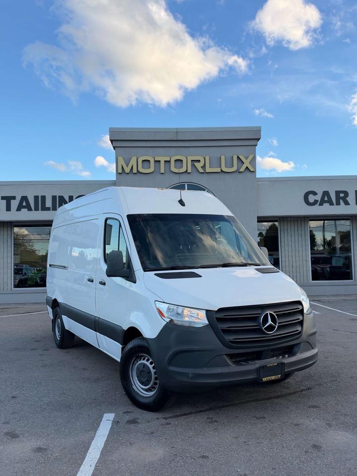 2021 Mercedes-Benz Sprinter 2500 Standard Roof I4 144 Photo1