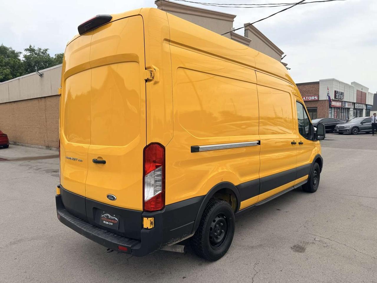 2021 Ford Transit T-250 148 HI RF 9070 GVWR RWD   Leather   Rev Cam Photo