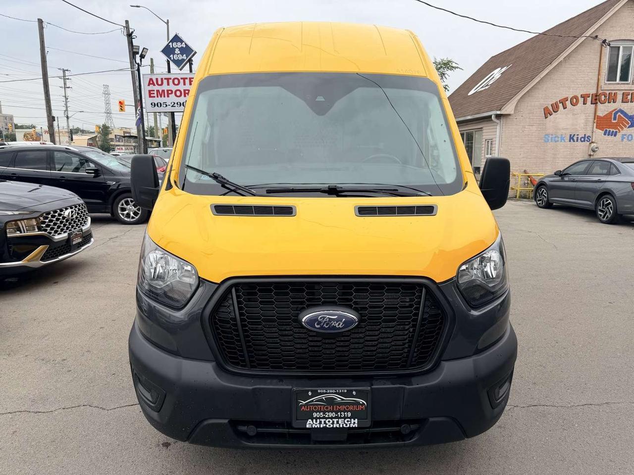 2021 Ford Transit T-250 148 HI RF 9070 GVWR RWD   Leather   Rev Cam Photo