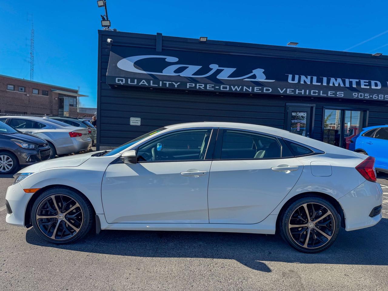 2017 Honda Civic LX   LOW KM   ECON   CAMERA   APPLE CARPLAY Photo1