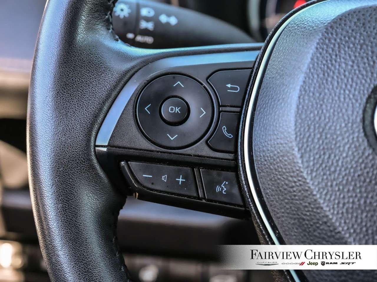 2025 Toyota RAV4 Hybrid XLE AWD HYBRID   SUNROOF   BLIND SPOT   HEATED SEATS   CARPLAY   POWER TAILGATE Photo