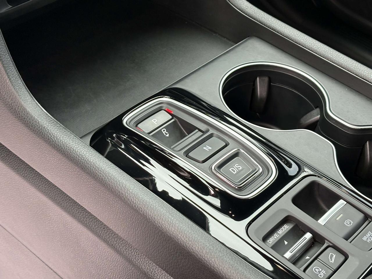 2025 Honda Pilot Sport AWD   Heated Seats & Steering Wheel Photo
