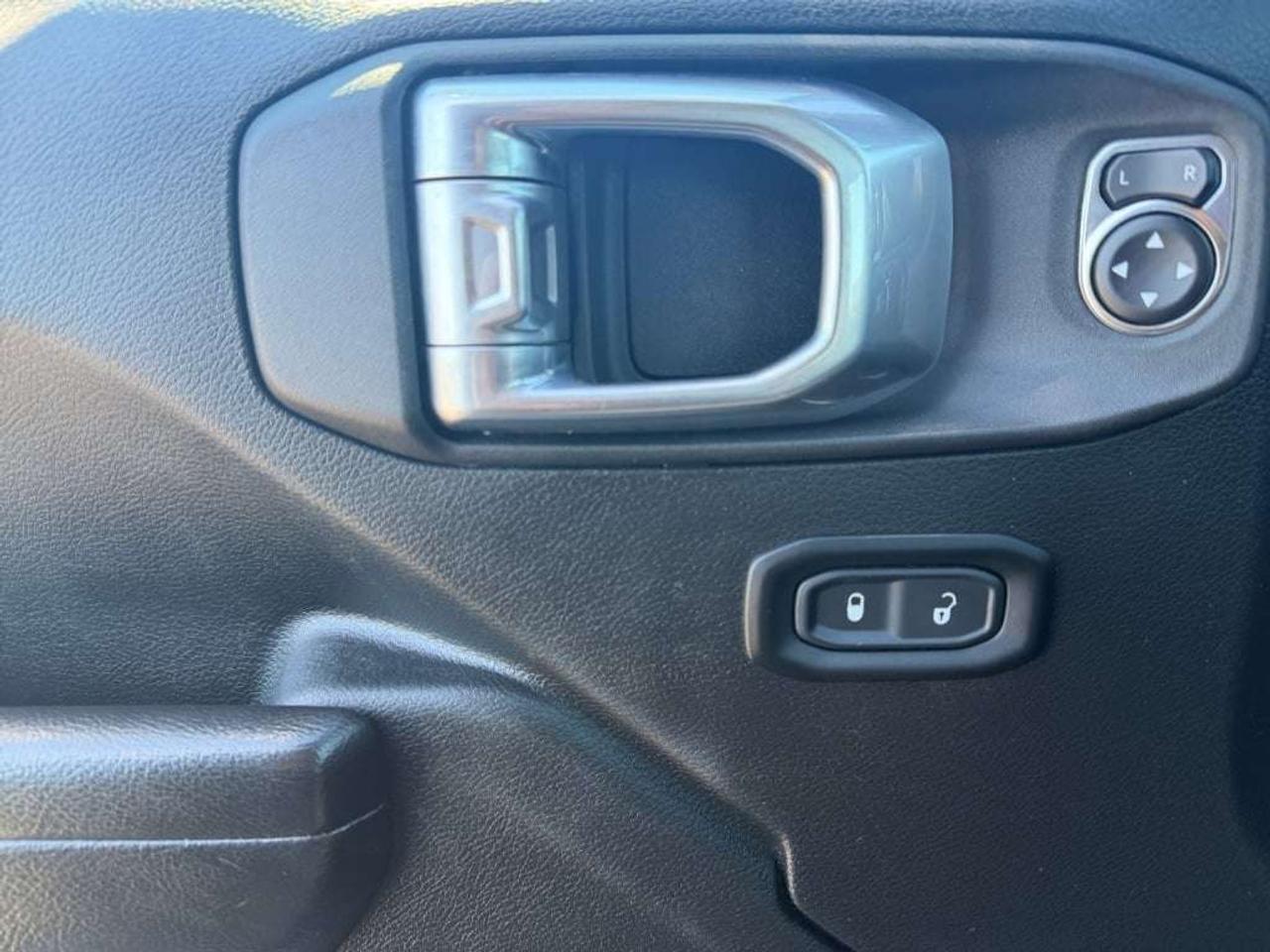 2021 Jeep Wrangler Willys 4WD Photo