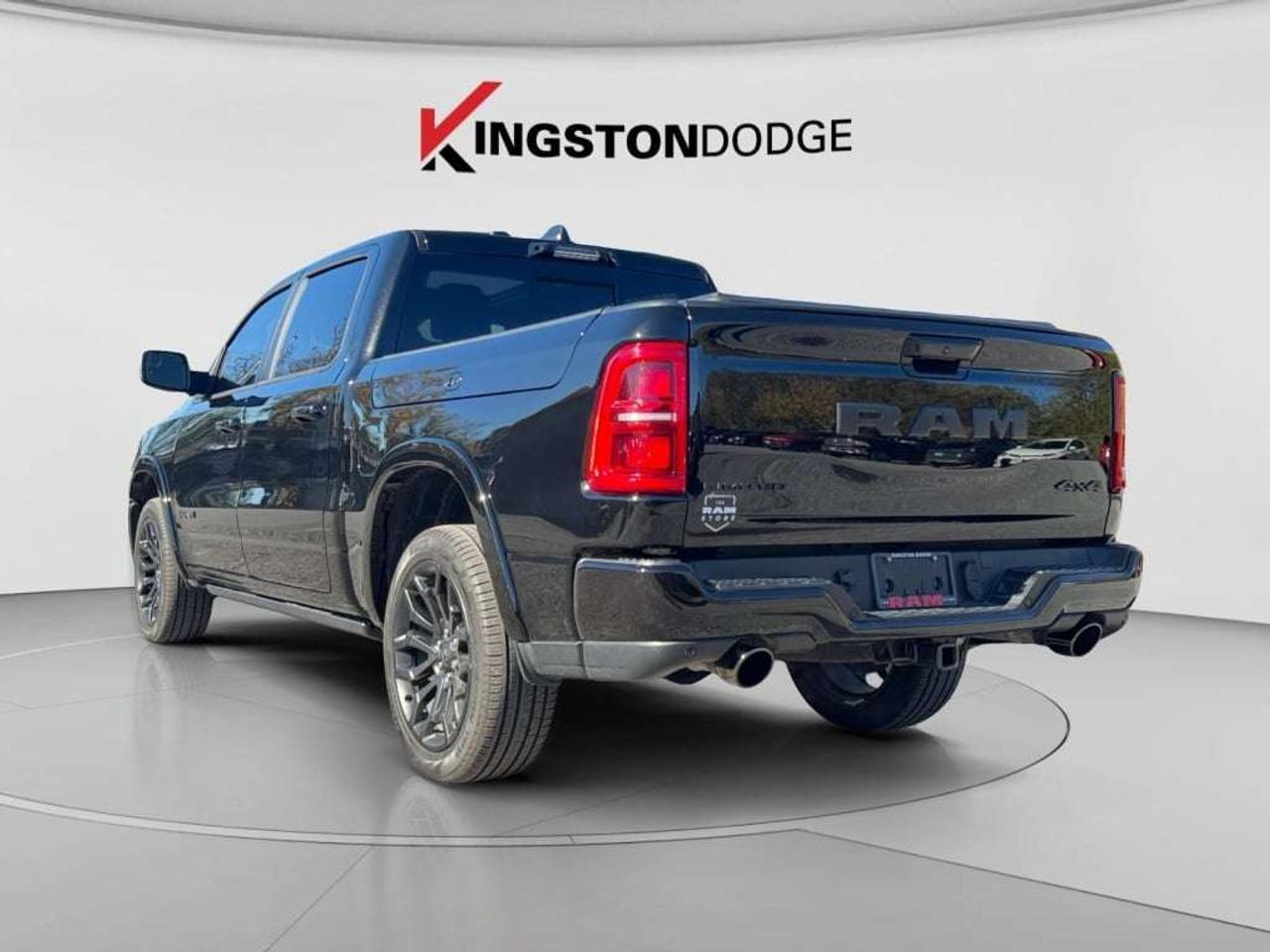 2025 RAM 1500 Limited 4WD Photo2