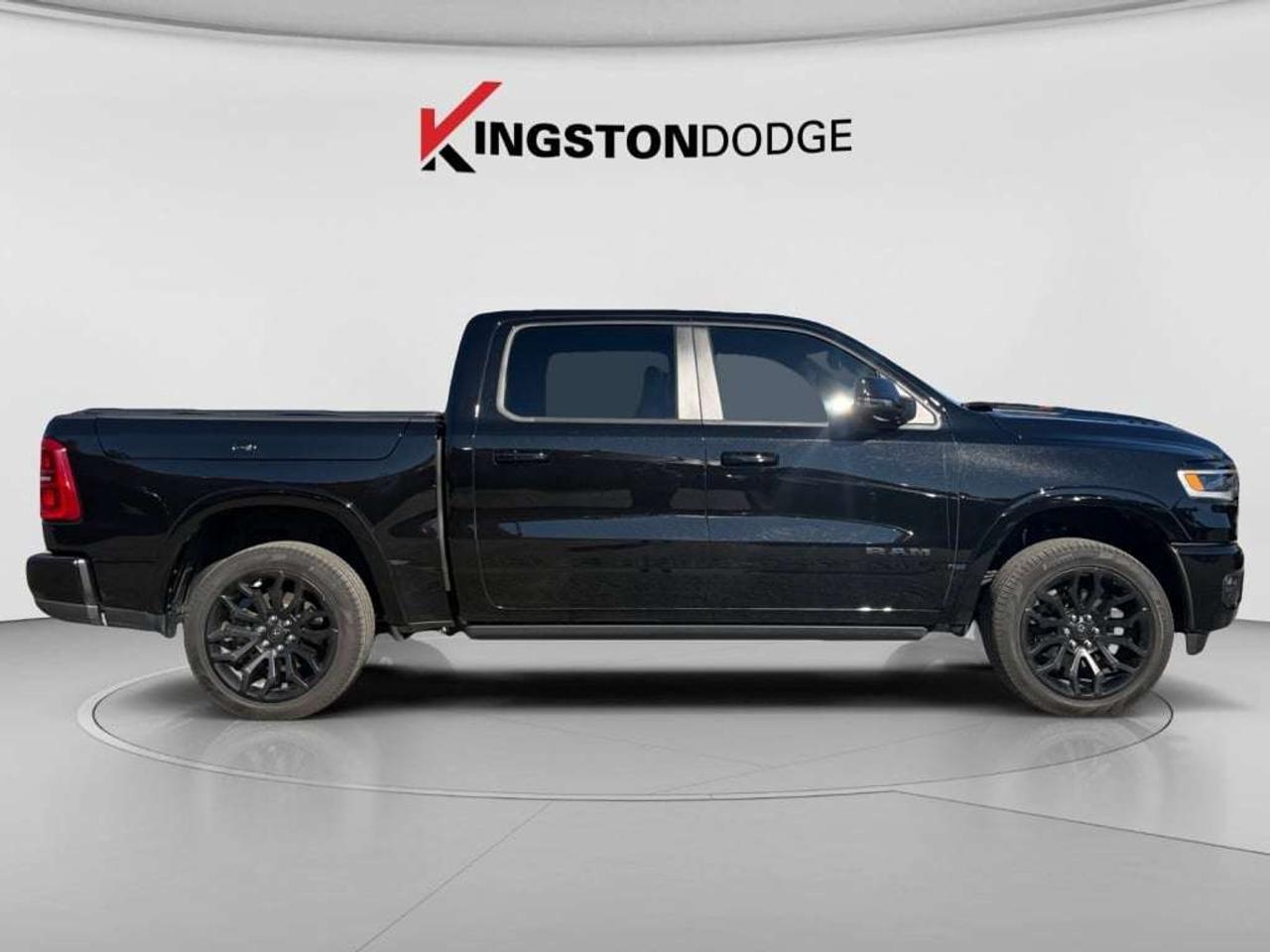 2025 RAM 1500 Limited 4WD Photo