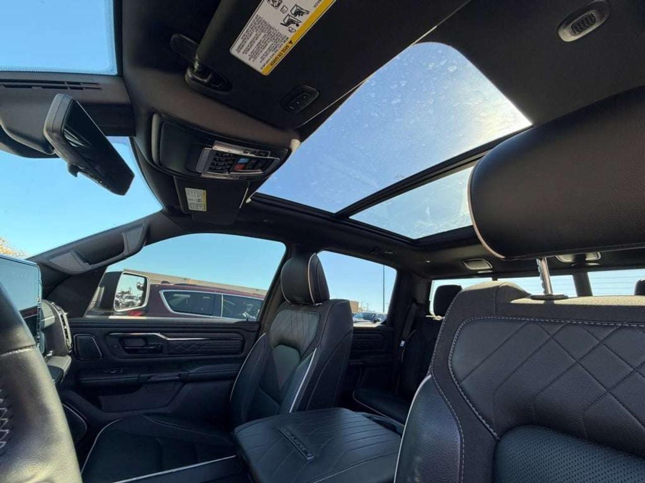 2025 RAM 1500 Limited 4WD Photo