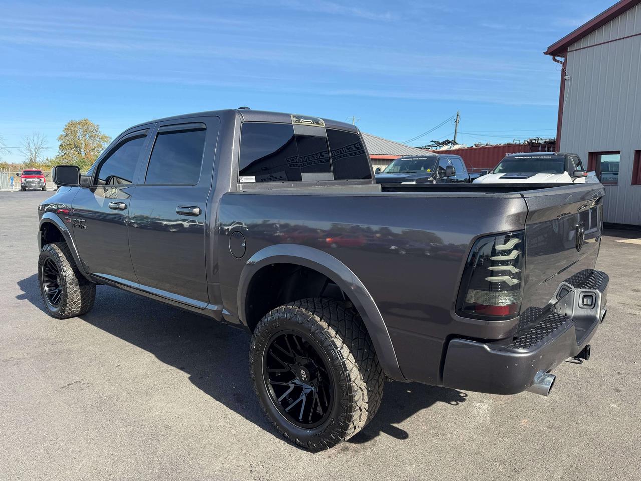 2014 RAM 1500 SPORT Photo4