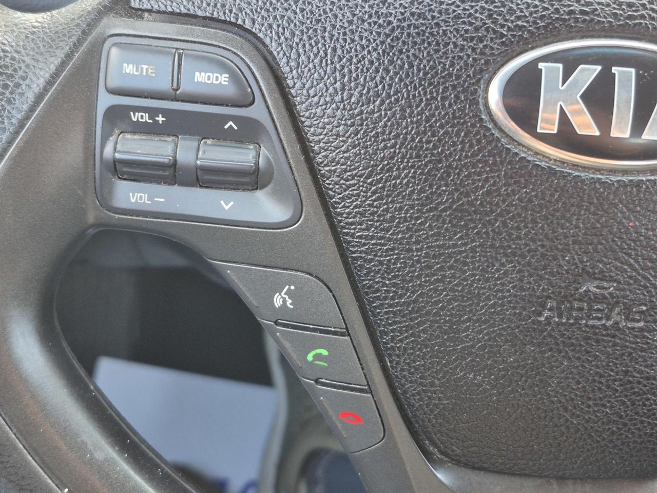 2015 Kia Forte LX Photo