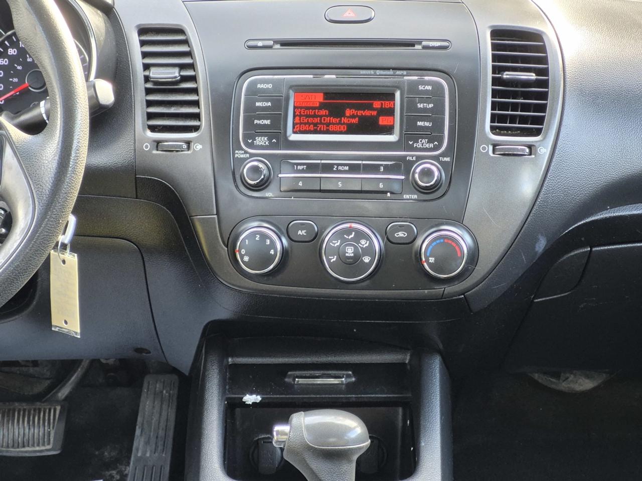 2015 Kia Forte LX Photo
