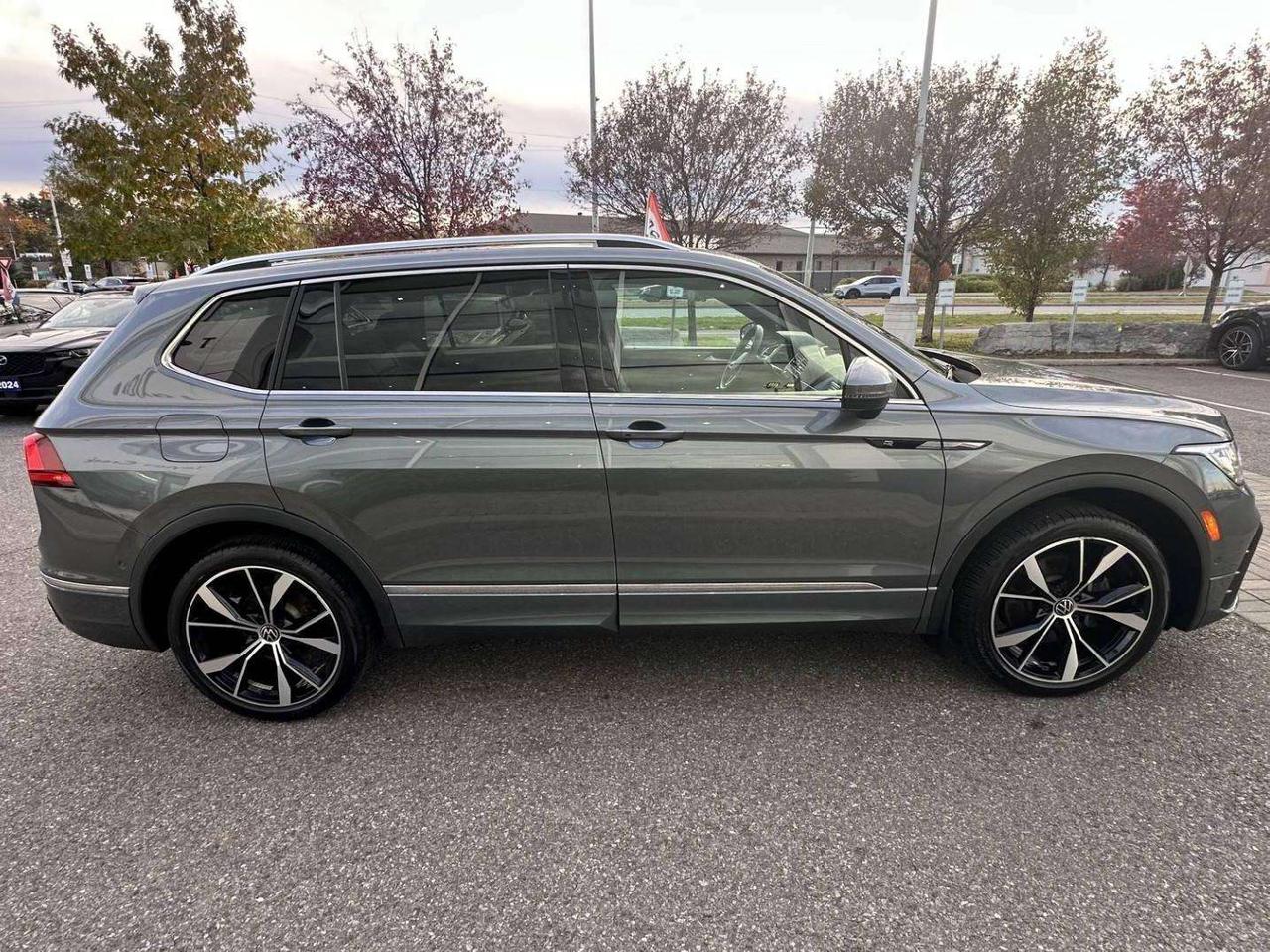 2022 Volkswagen Tiguan Highline R-line Photo