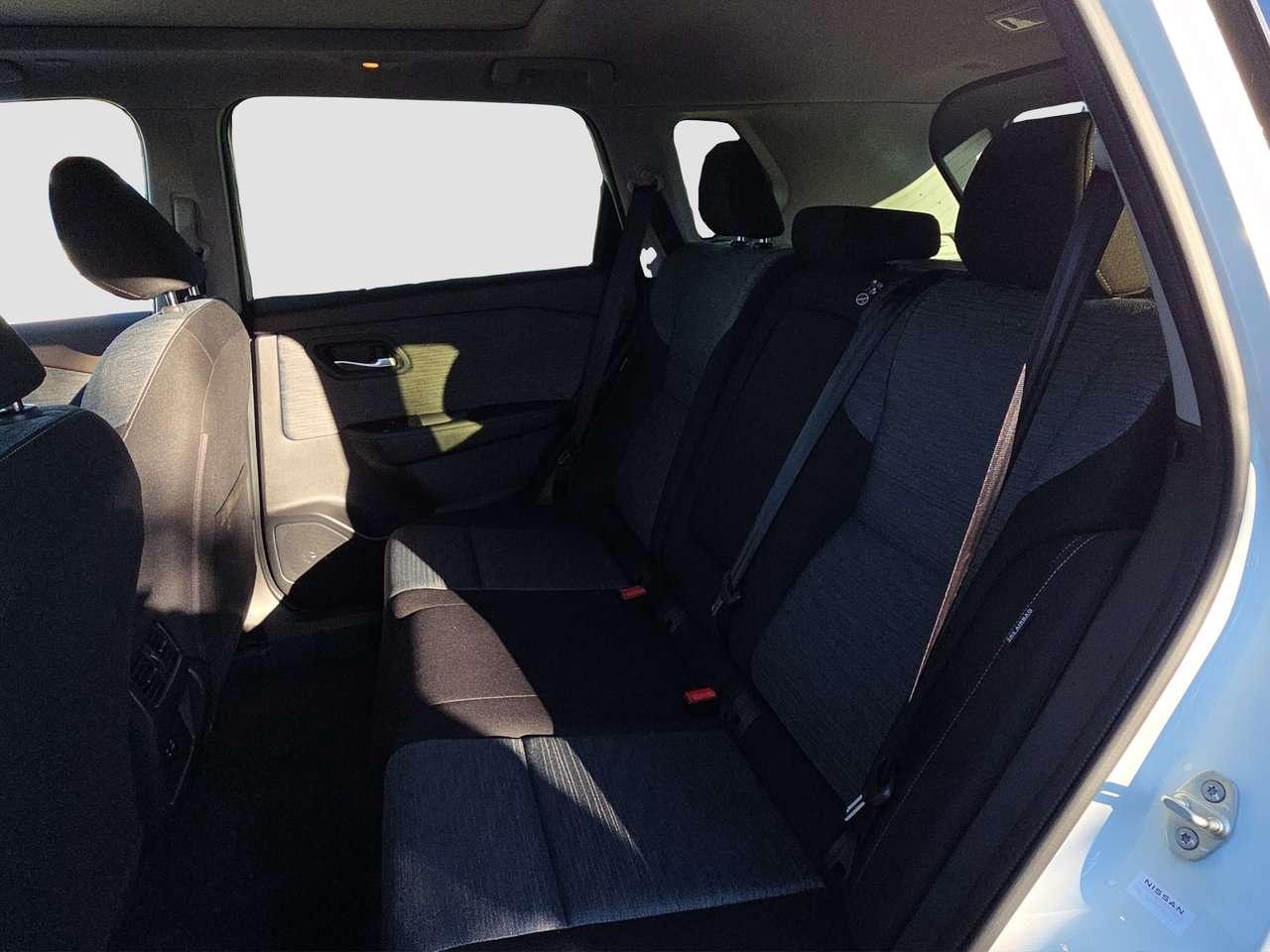 2023 Nissan Rogue SV MOONROOF Photo