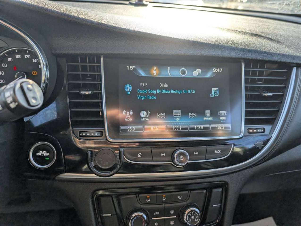 2019 Buick Encore Preferred AWD   CAMERA   HTD SEATS   CARPLAY&ANDROID Photo