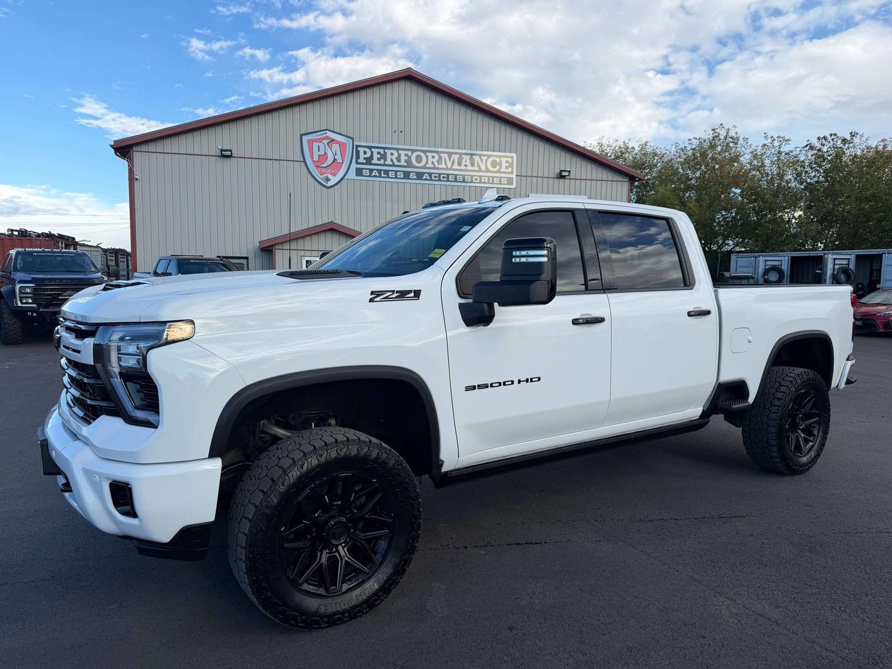 2024 Chevrolet Silverado 3500 LTZ Photo