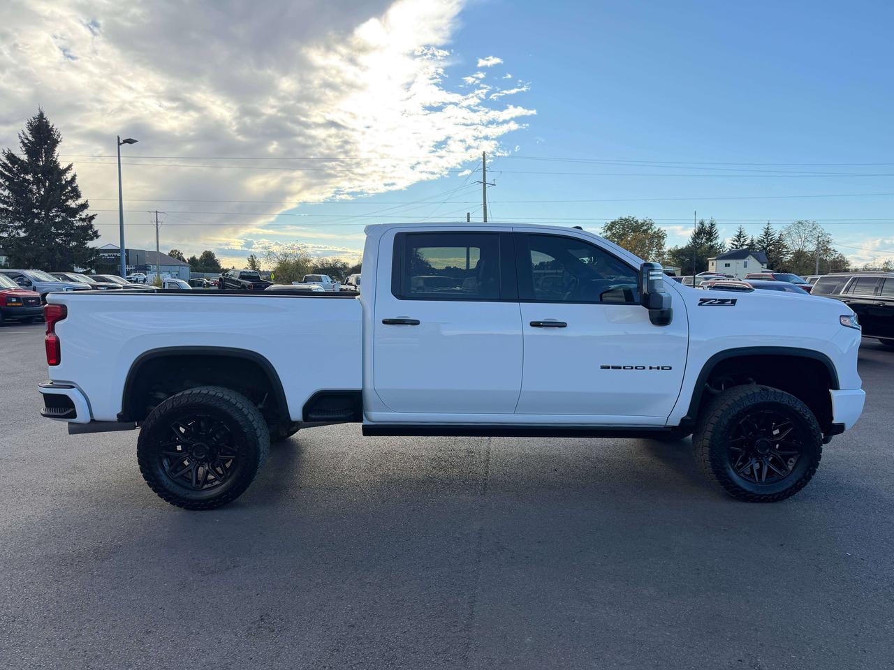 2024 Chevrolet Silverado 3500 LTZ Photo