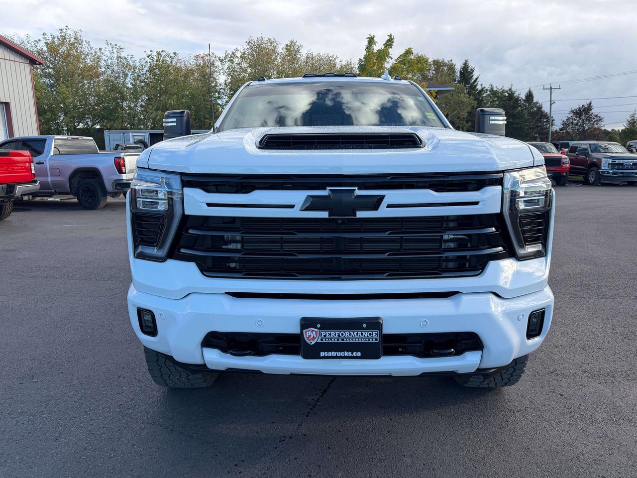 2024 Chevrolet Silverado 3500 LTZ Photo