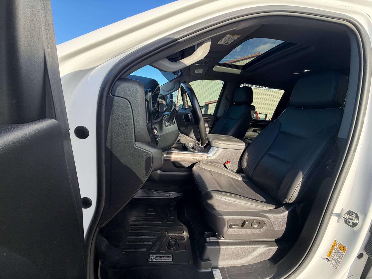 2024 Chevrolet Silverado 3500 LTZ Photo