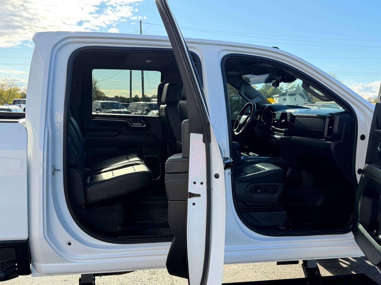 2024 Chevrolet Silverado 3500 LTZ Photo
