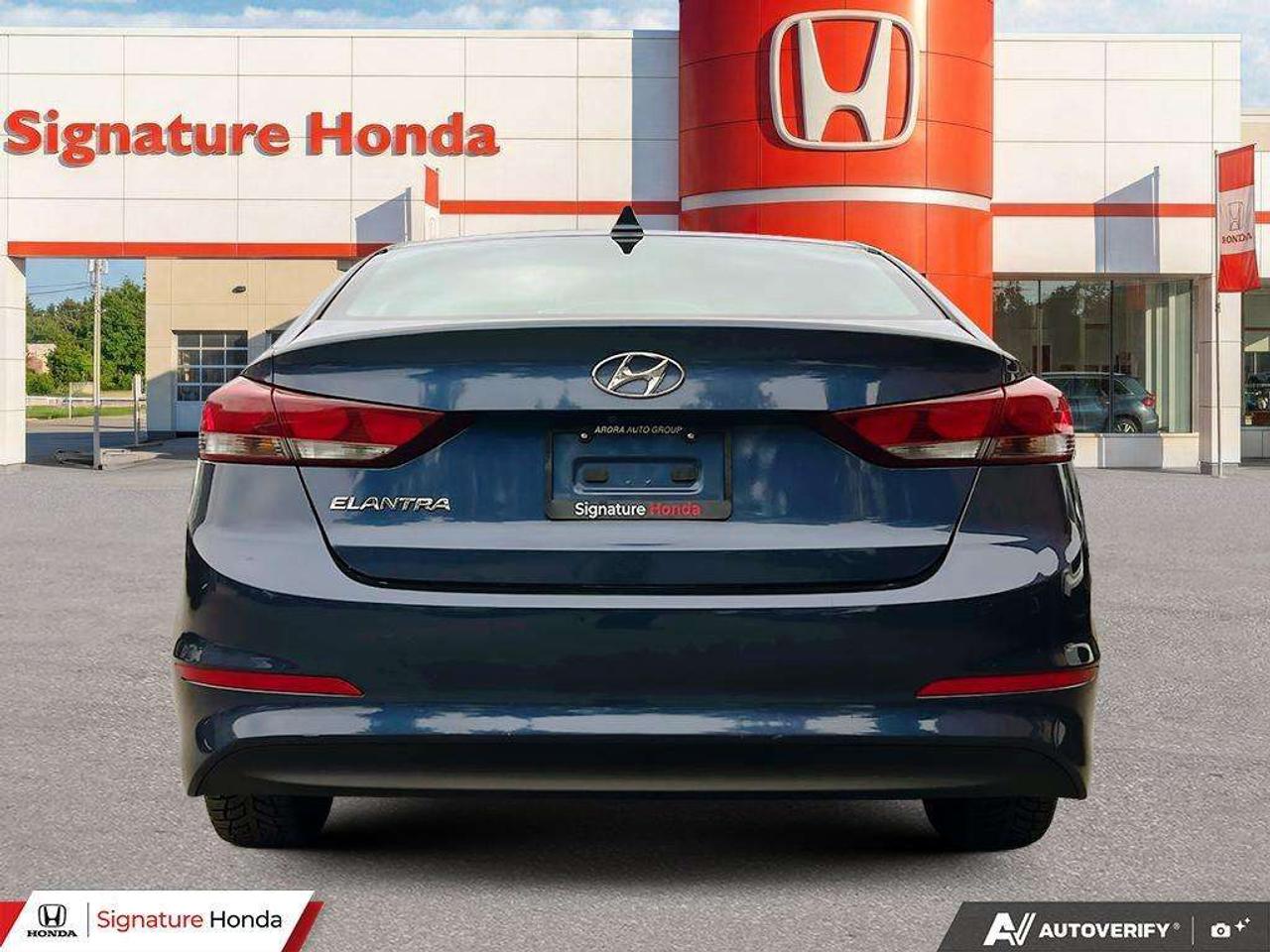 2017 Hyundai Elantra GL Photo