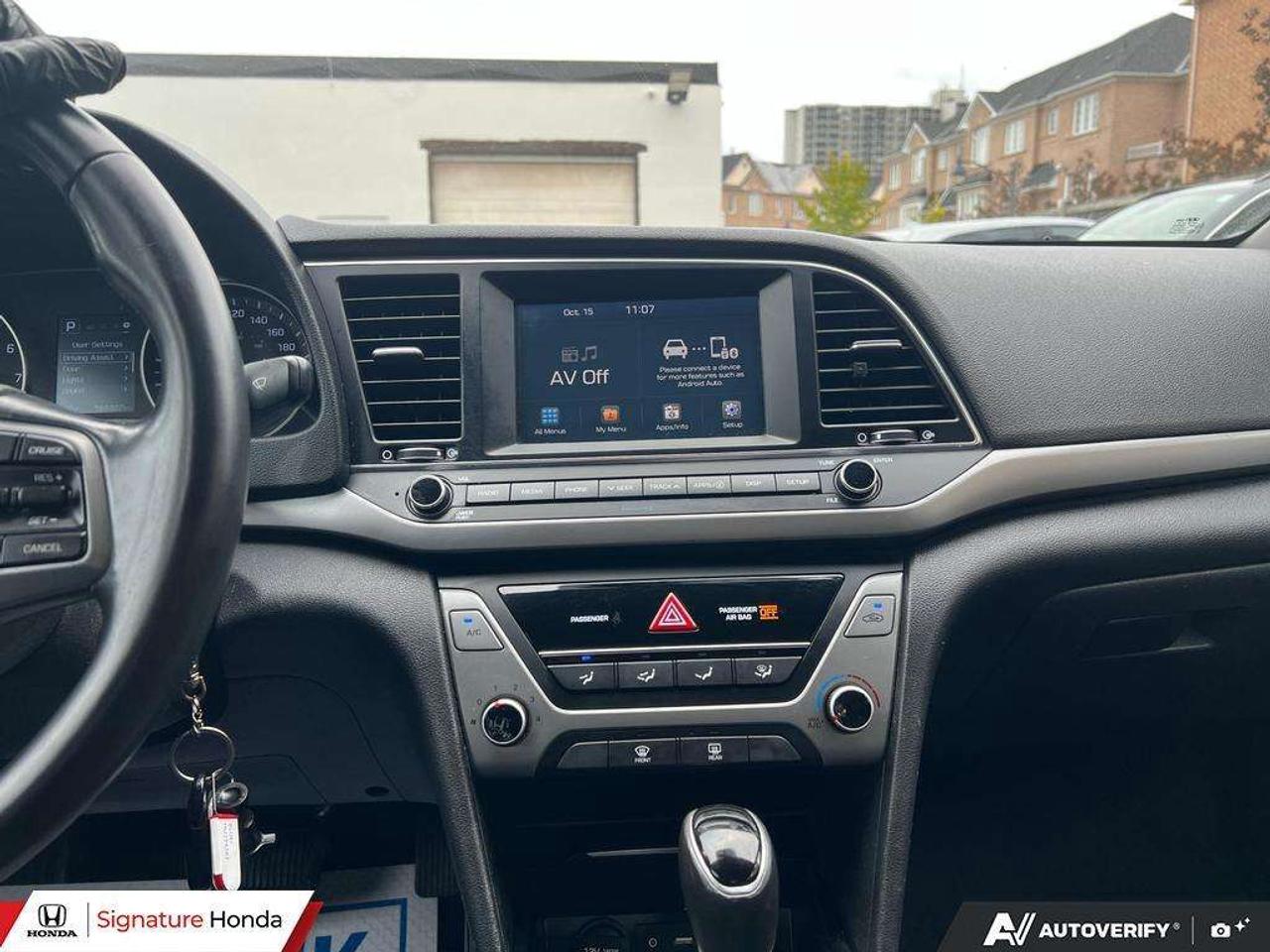 2017 Hyundai Elantra GL Photo