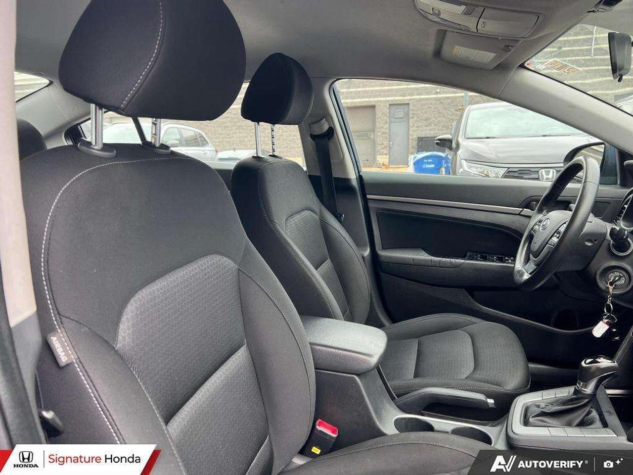 2017 Hyundai Elantra GL Photo