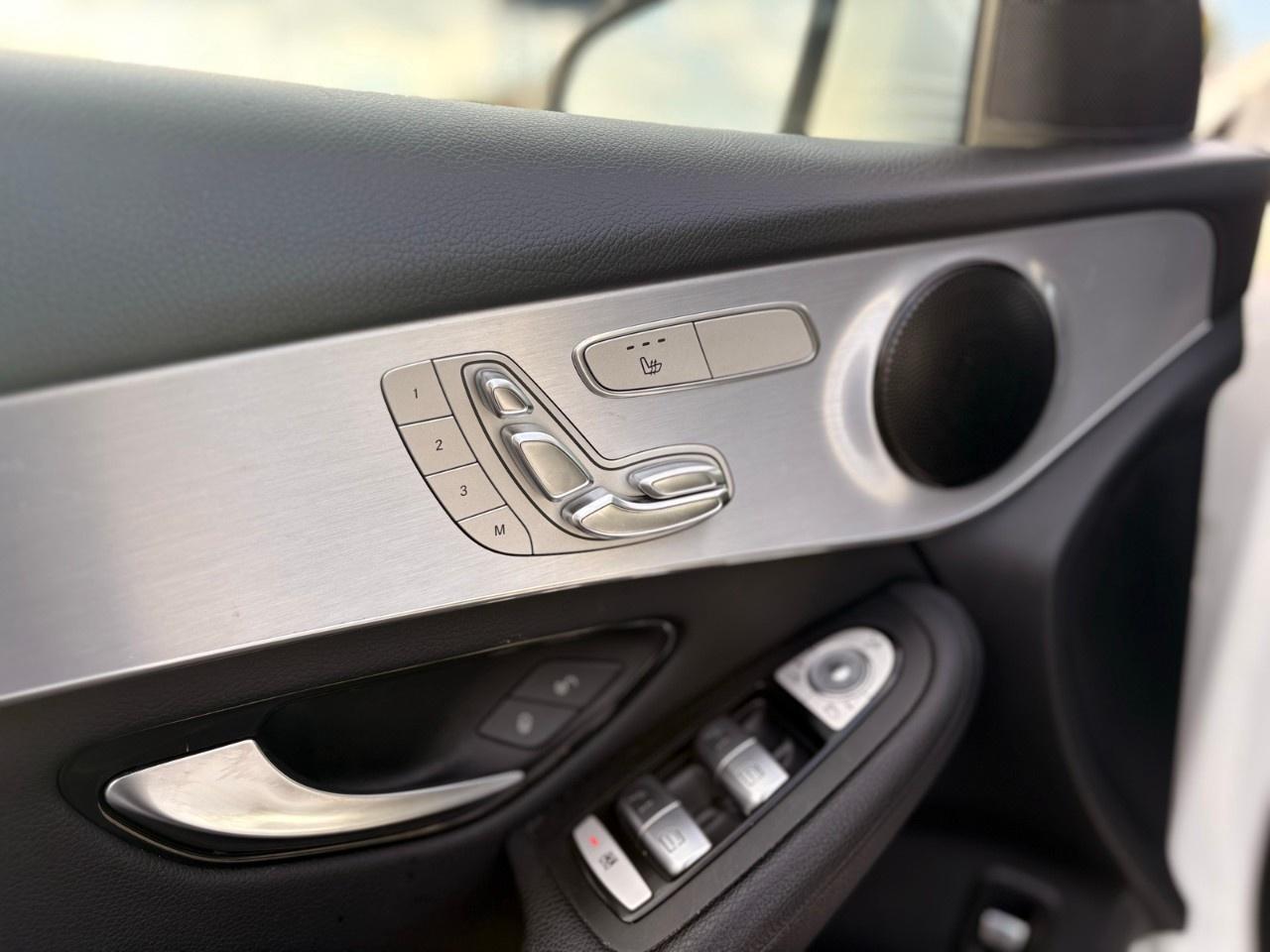 2020 Mercedes-Benz GLC GLC 300 4MATIC Coupe Photo