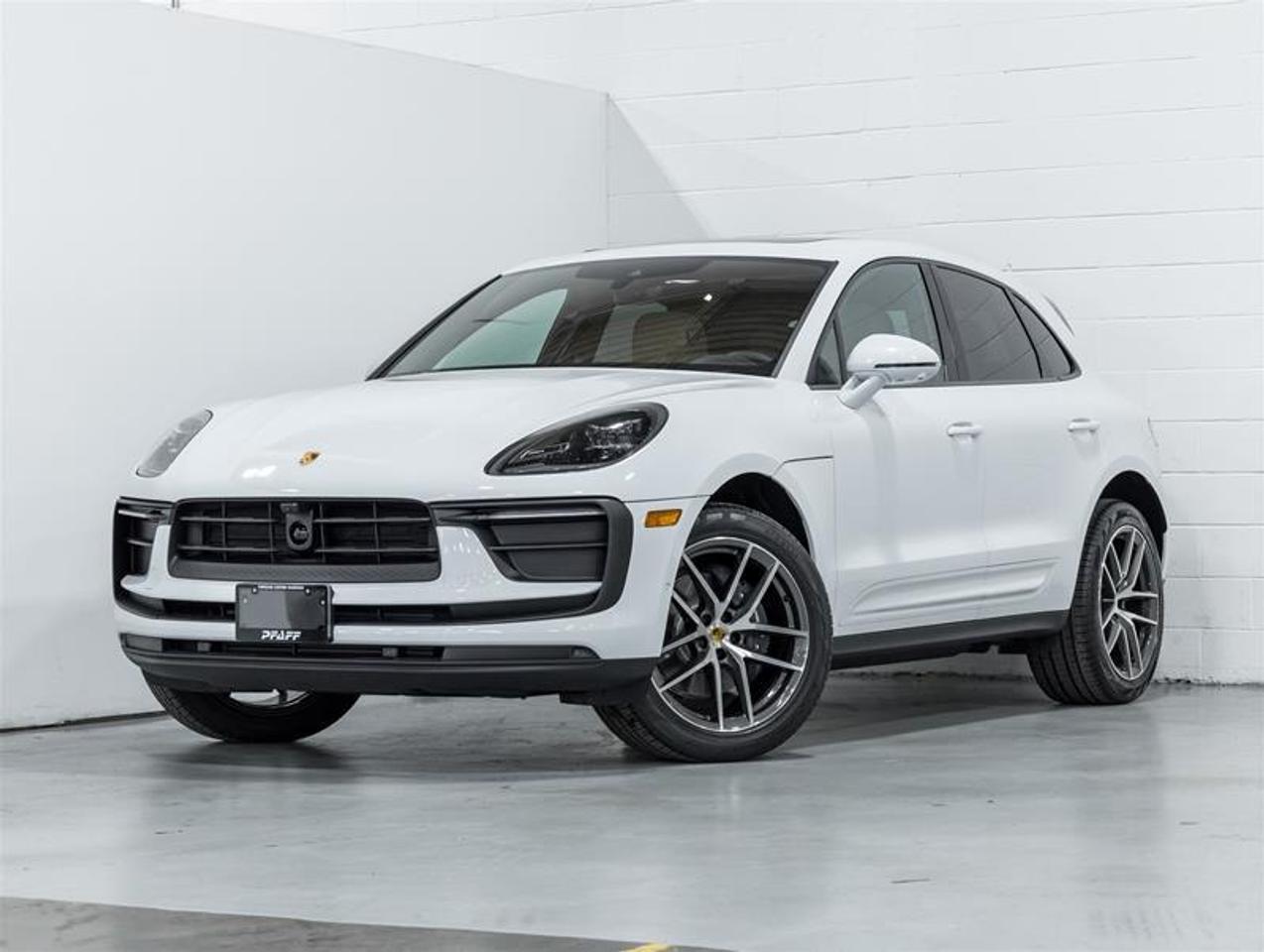 2026 Porsche Macan  Photo