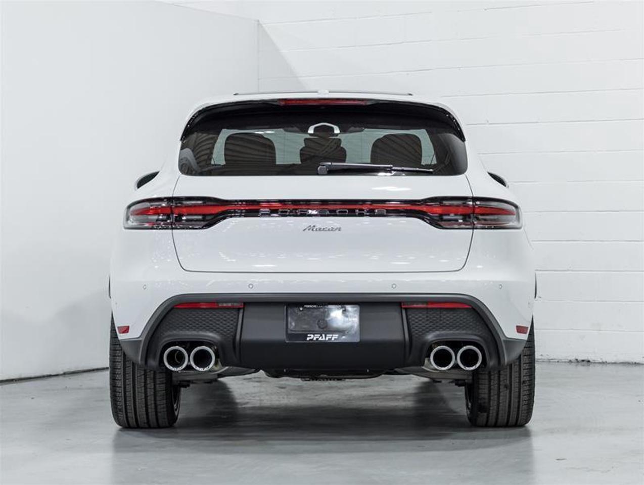 2026 Porsche Macan  Photo
