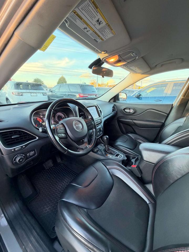 2019 Jeep Cherokee Trailhawk 4X4 Photo