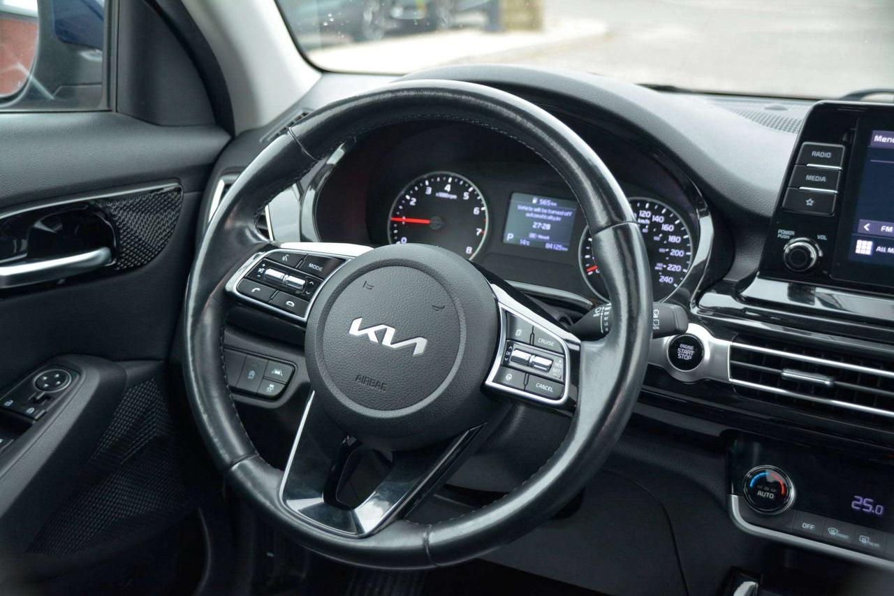 2023 Kia Seltos EX Photo