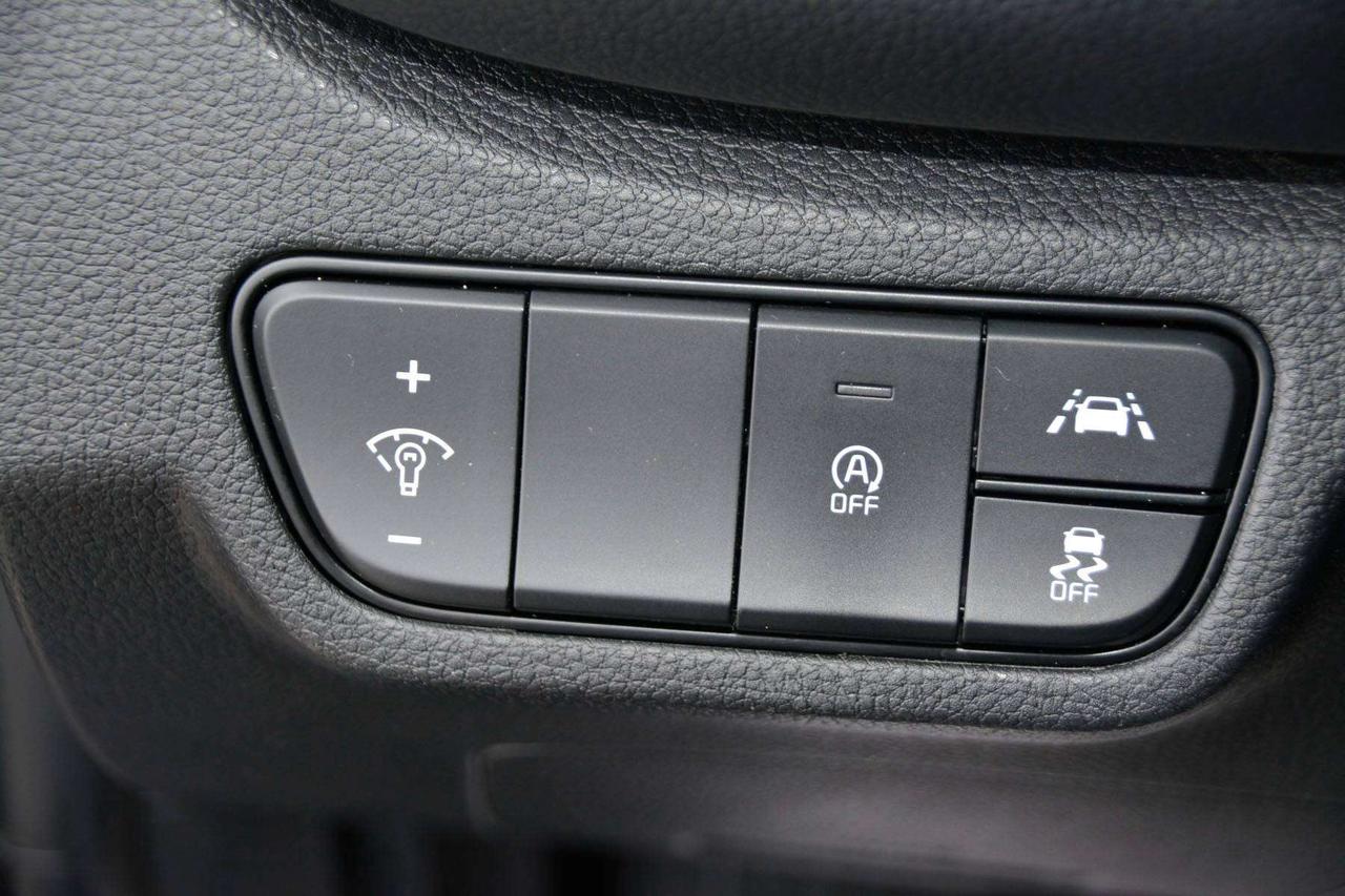 2023 Kia Seltos EX Photo