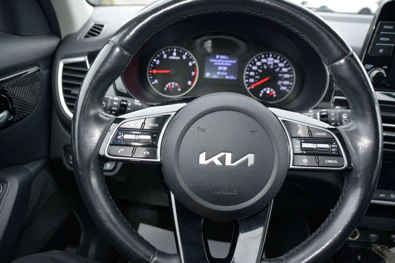 2023 Kia Seltos EX Photo