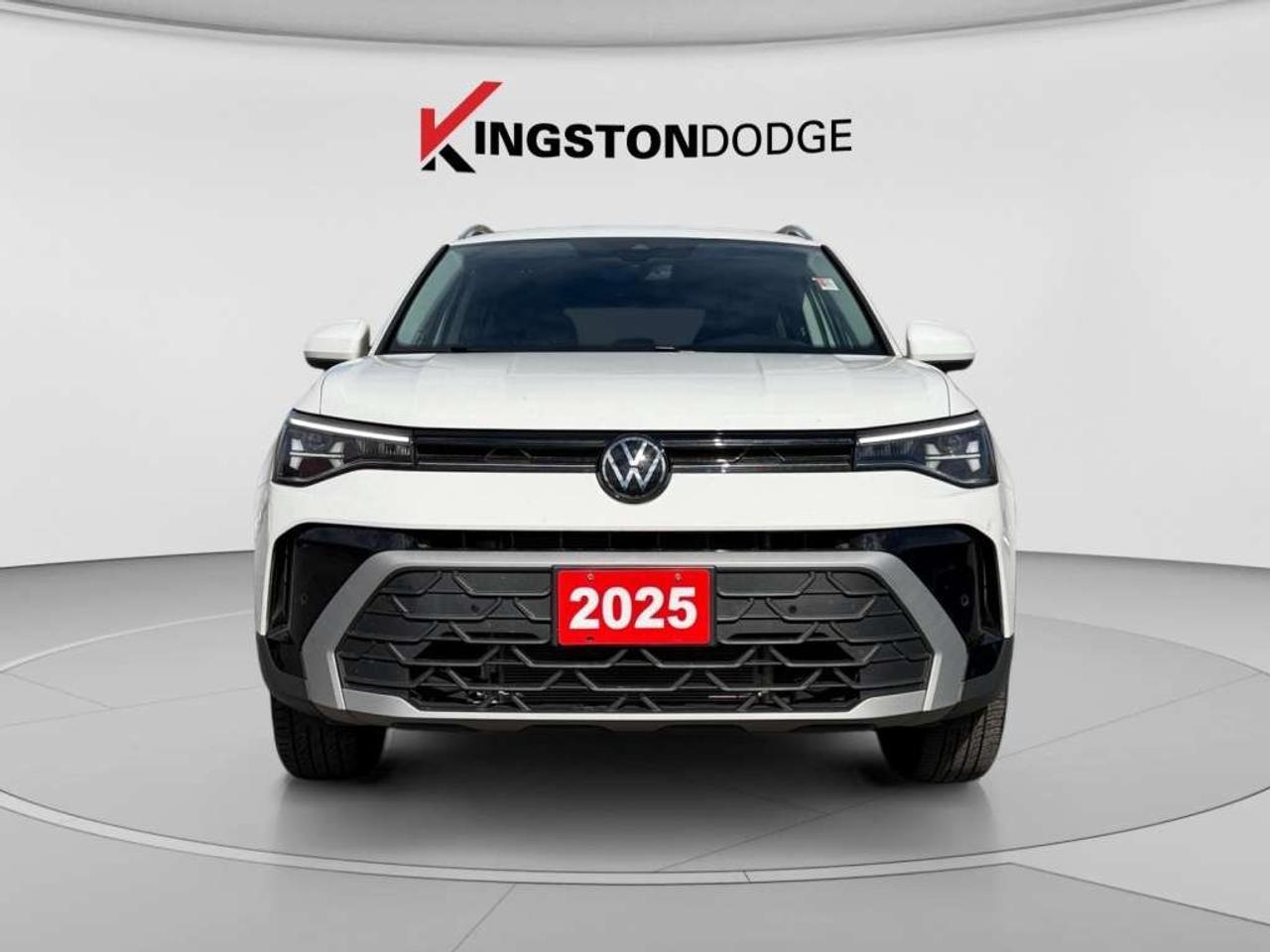 2025 Volkswagen Taos COMFORTLINE AWD Photo