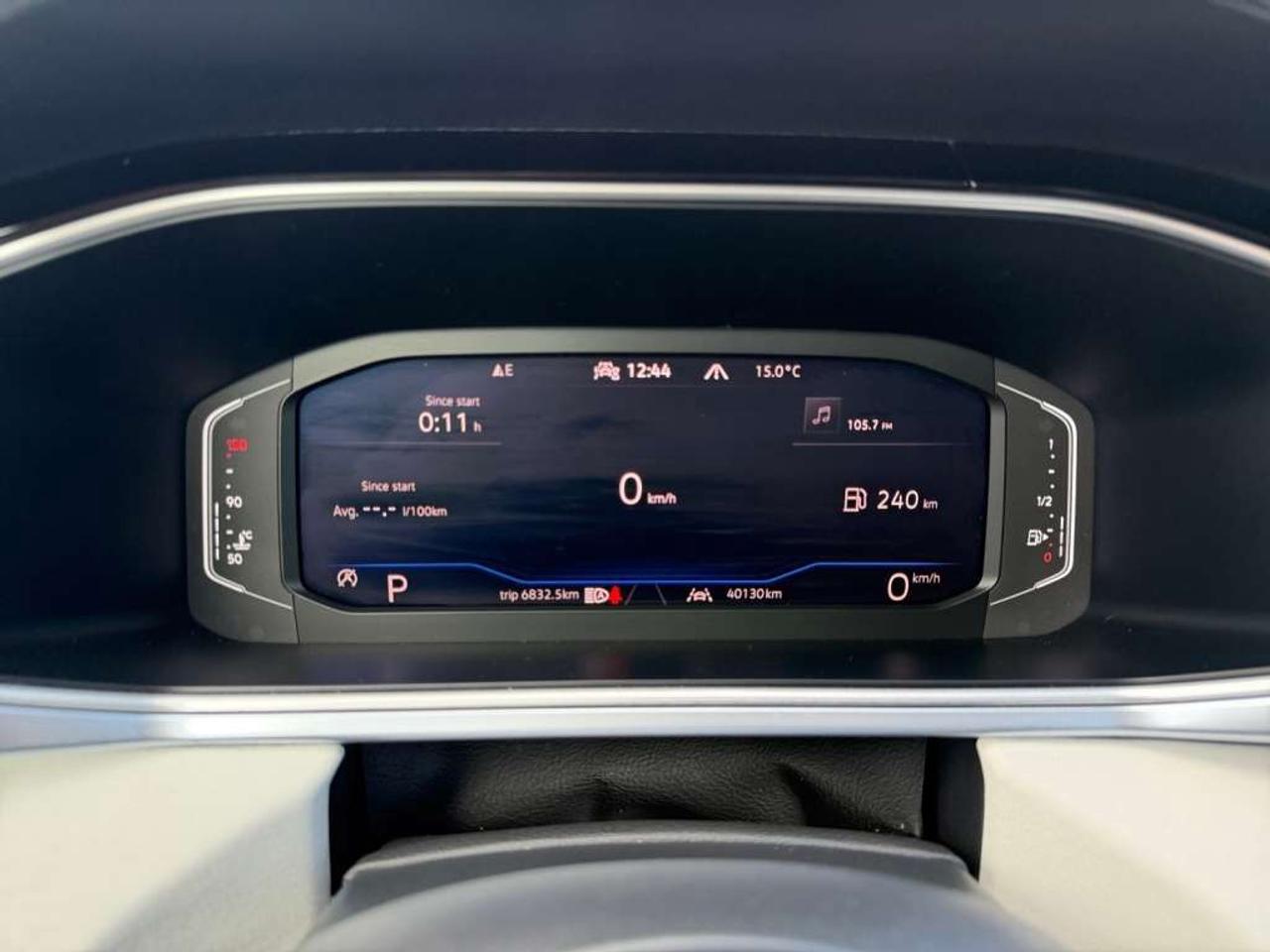2025 Volkswagen Taos COMFORTLINE AWD Photo