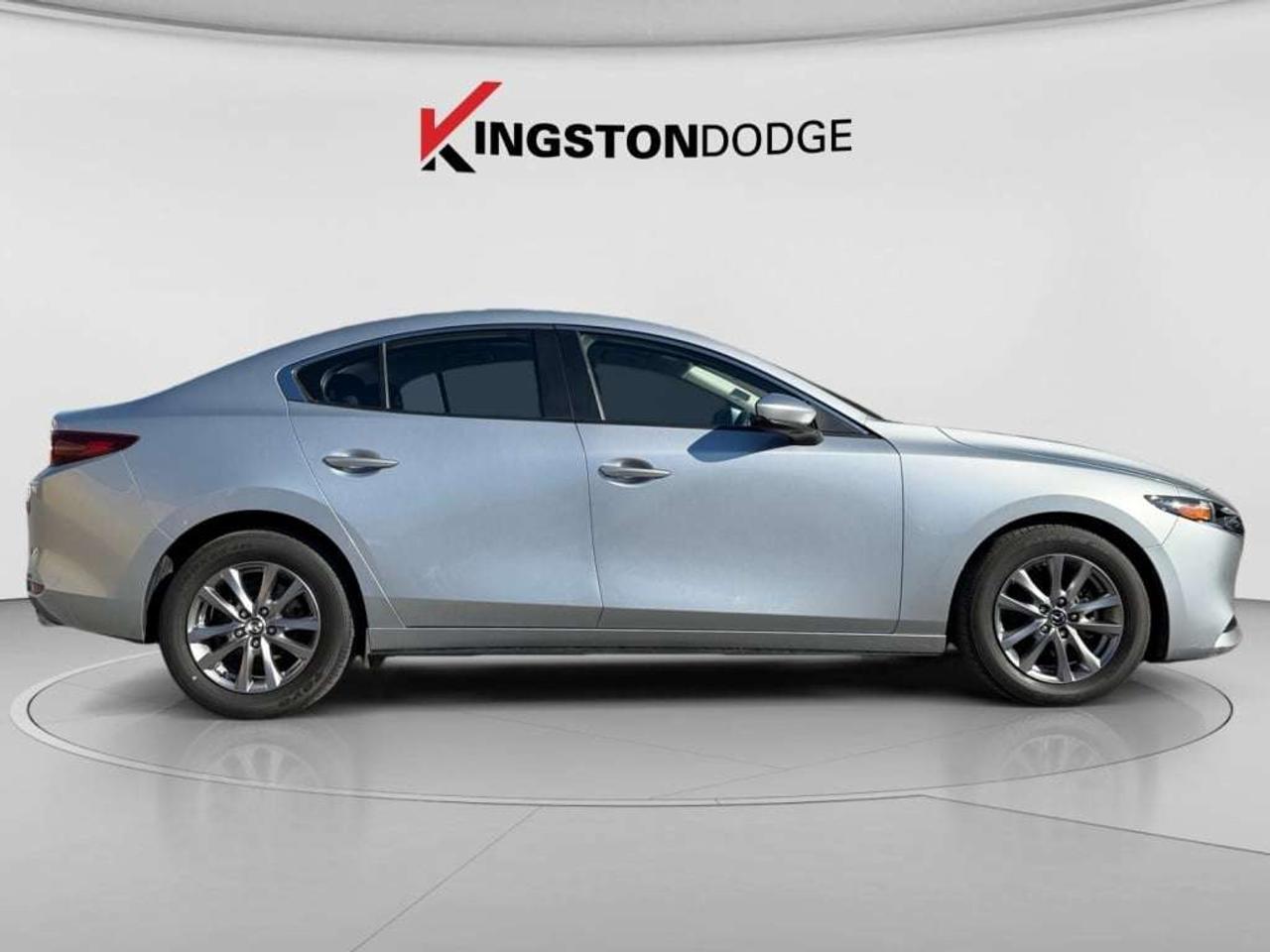 2019 Mazda 3 GS Photo4