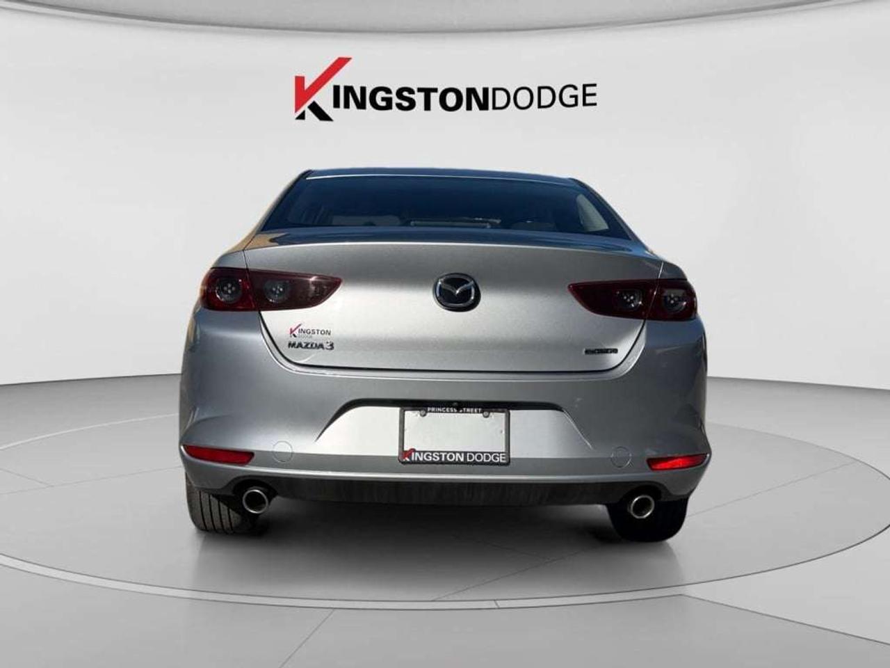 2019 Mazda 3 GS Photo2