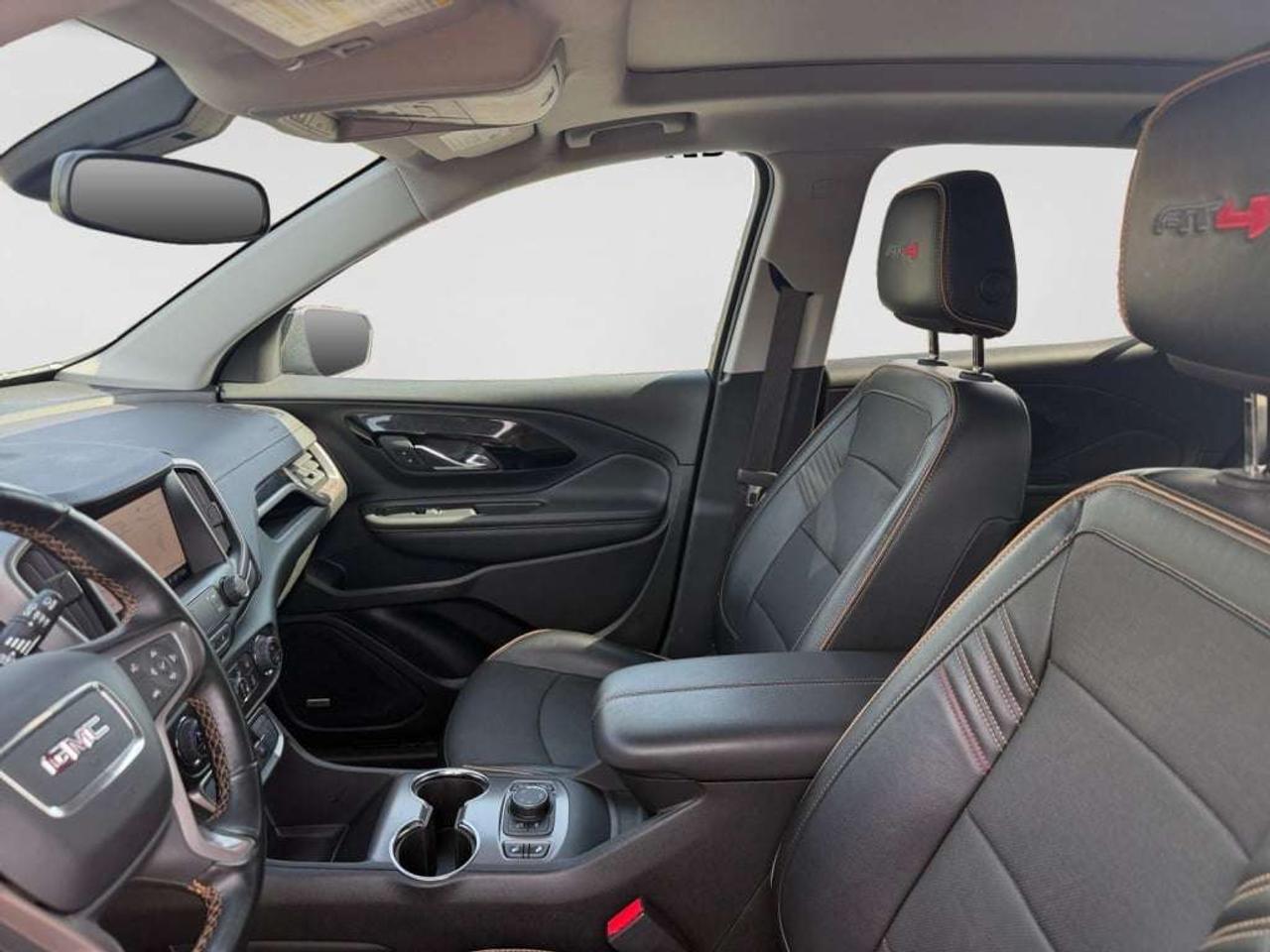 2023 GMC Terrain AT4 AWD Photo