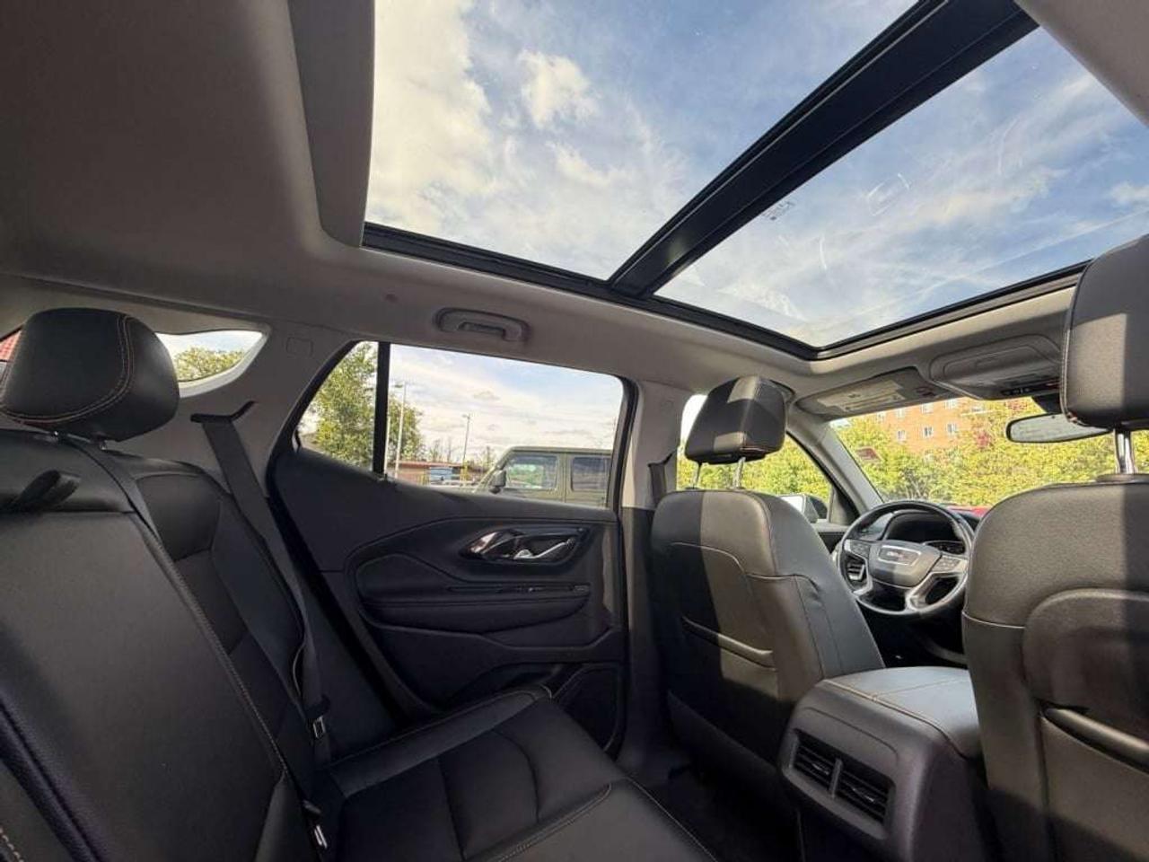 2023 GMC Terrain AT4 AWD Photo