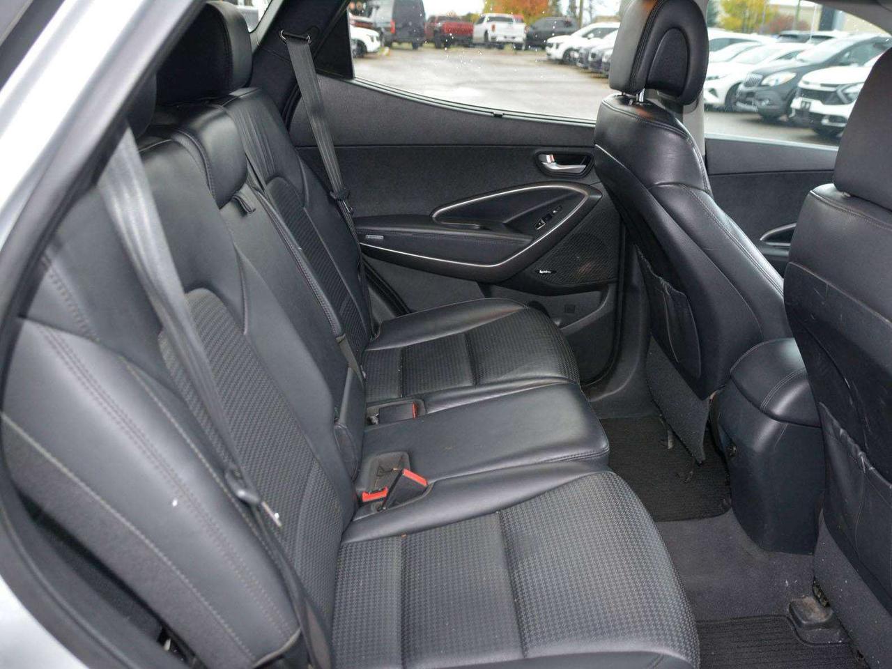 2014 Hyundai Santa Fe 2.0T Photo