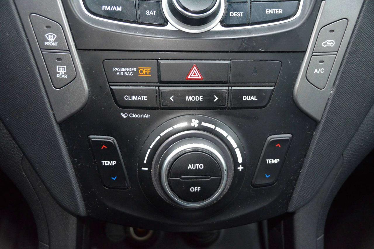 2014 Hyundai Santa Fe 2.0T Photo