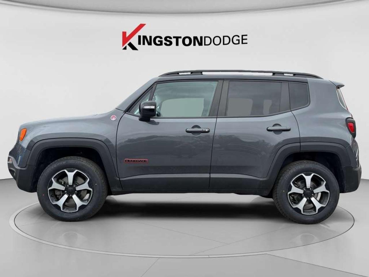 2022 Jeep Renegade Trailhawk 4WD Photo