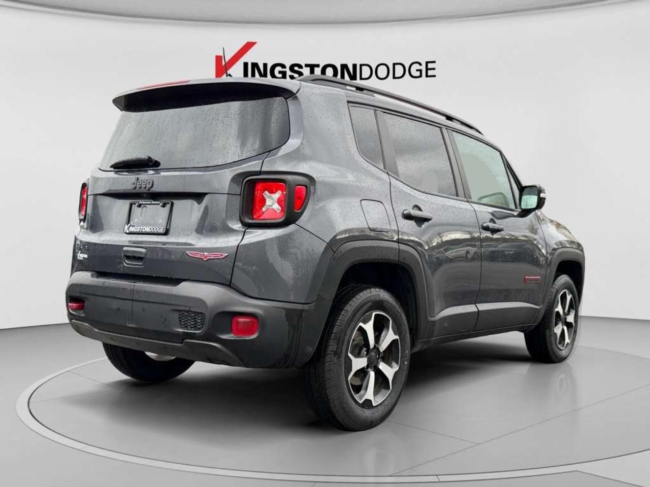 2022 Jeep Renegade Trailhawk 4WD Photo
