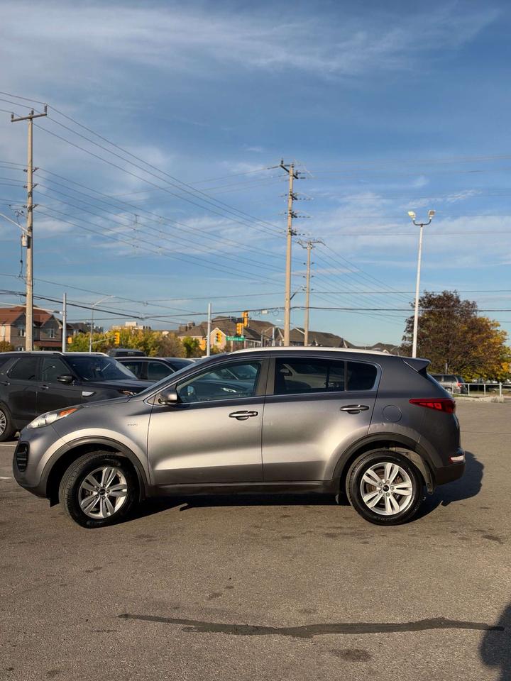2017 Kia Sportage AWD 4DR LX Photo