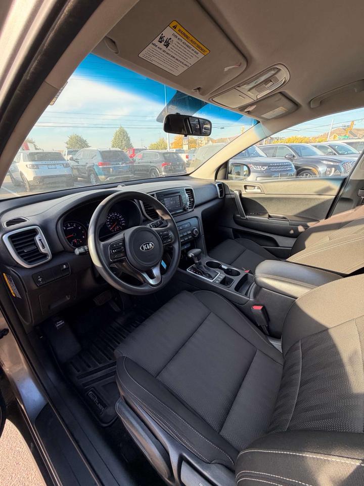 2017 Kia Sportage AWD 4DR LX Photo