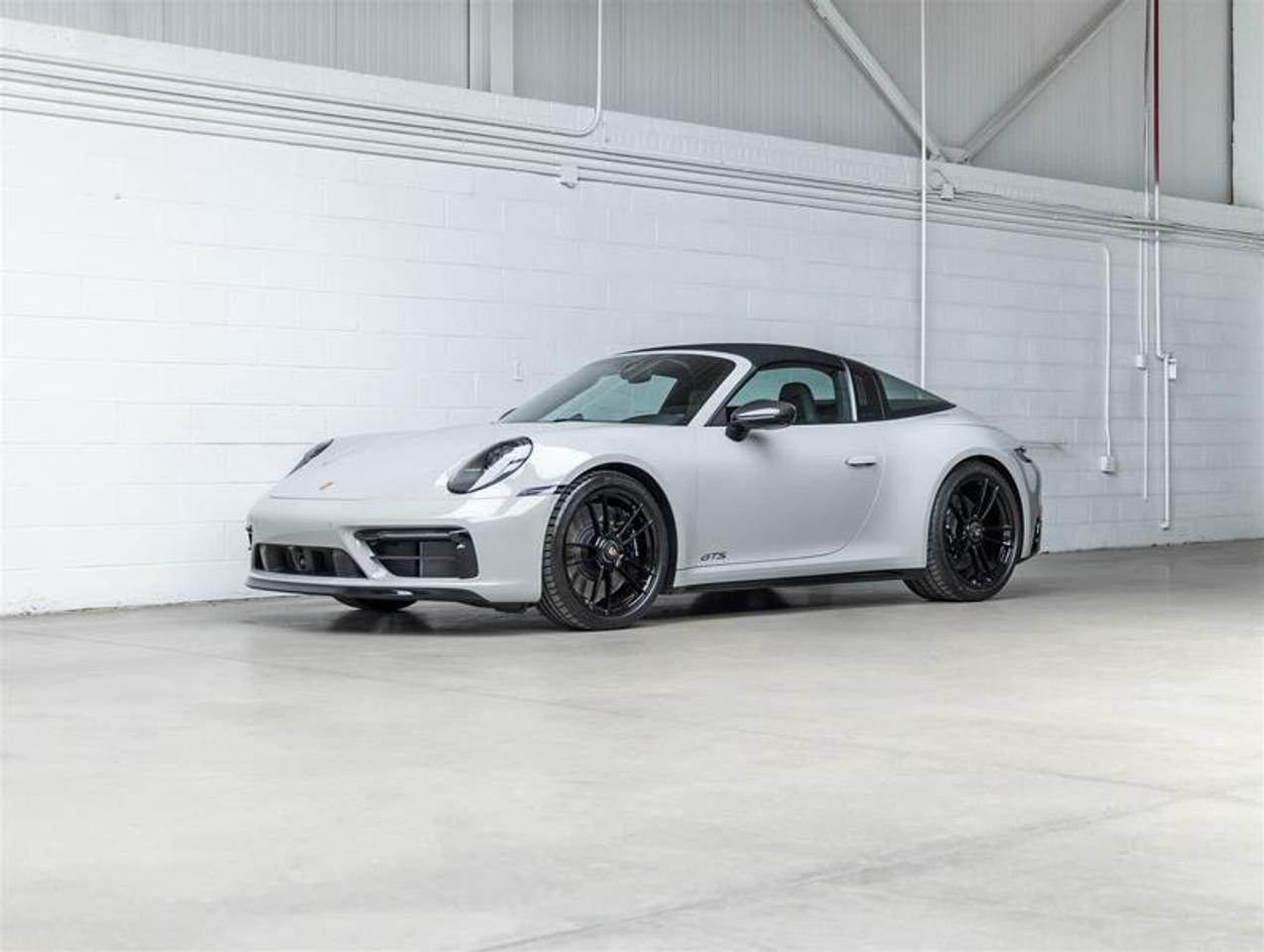 2023 Porsche 911  Photo