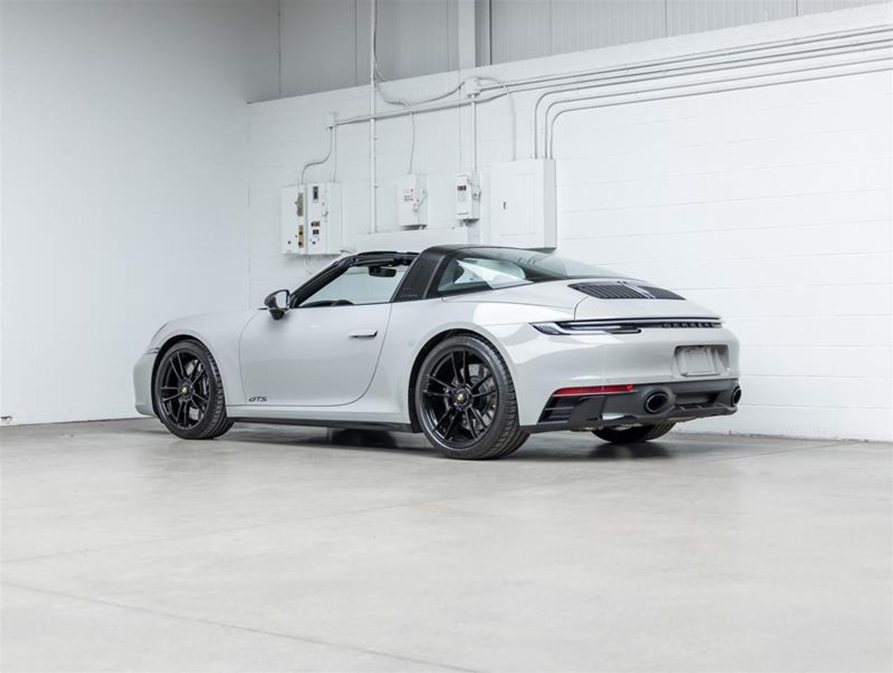 2023 Porsche 911  Photo
