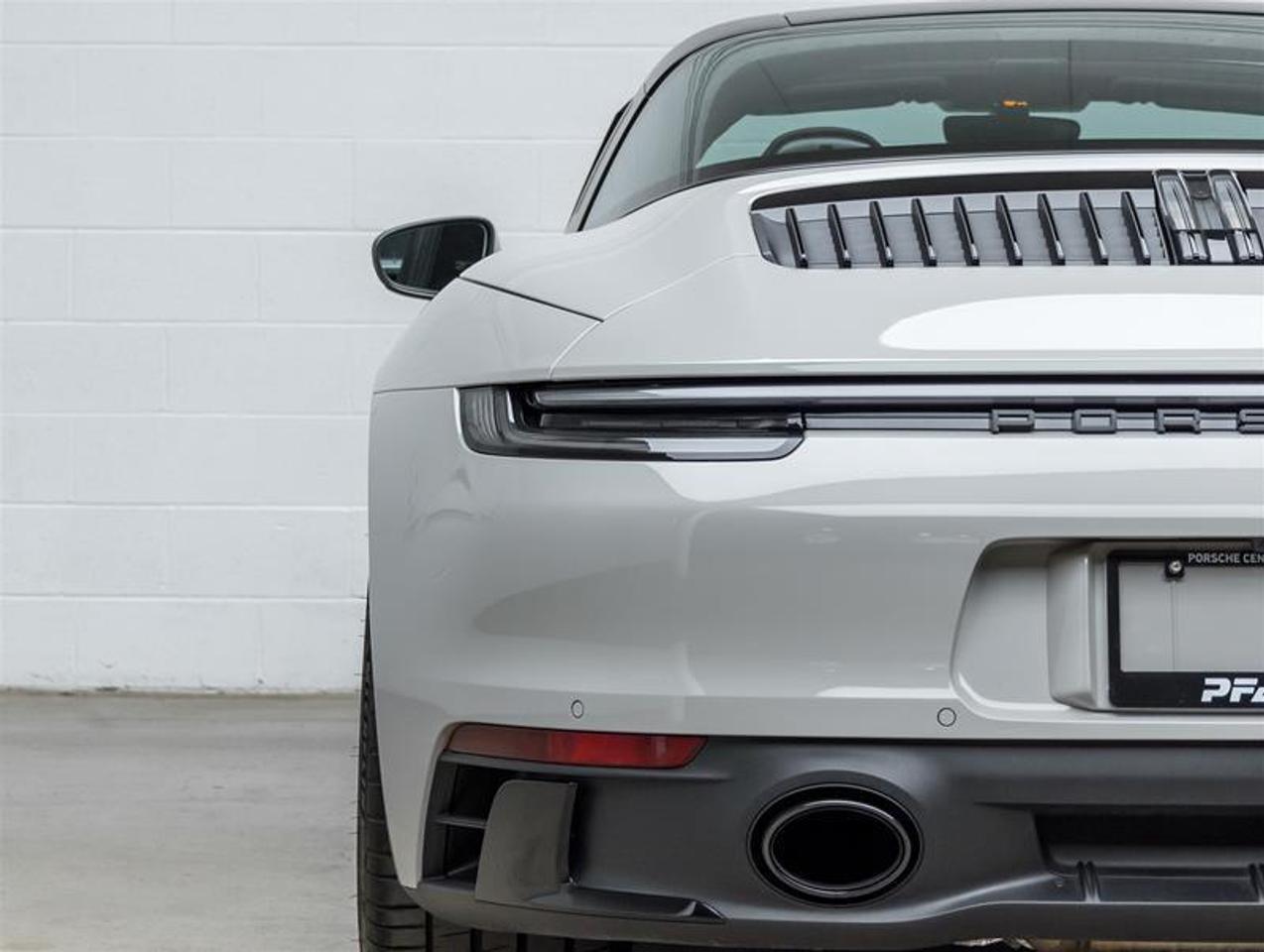 2023 Porsche 911  Photo