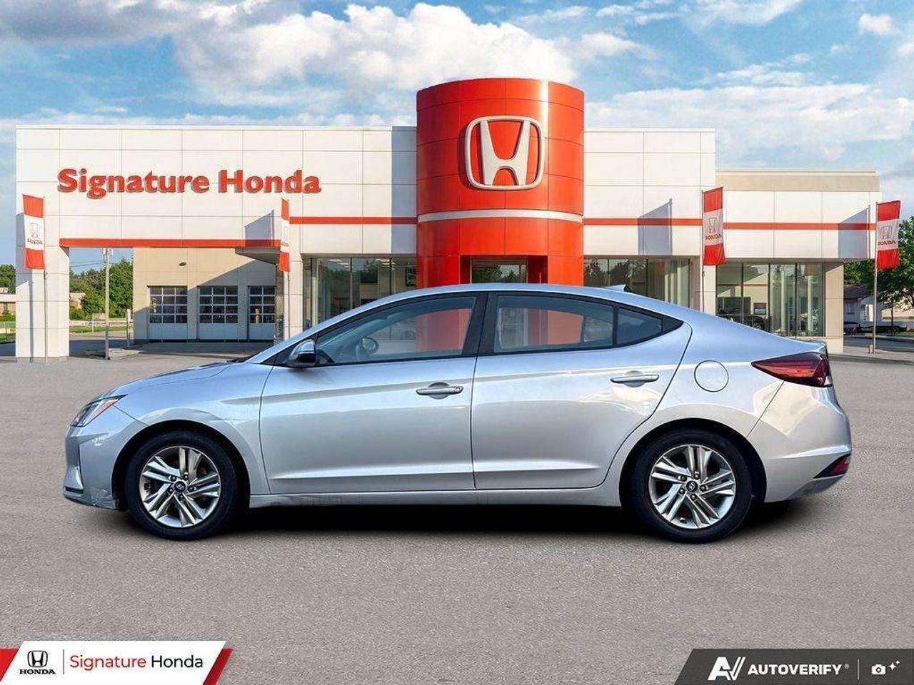 2020 Hyundai Elantra Preferred Photo