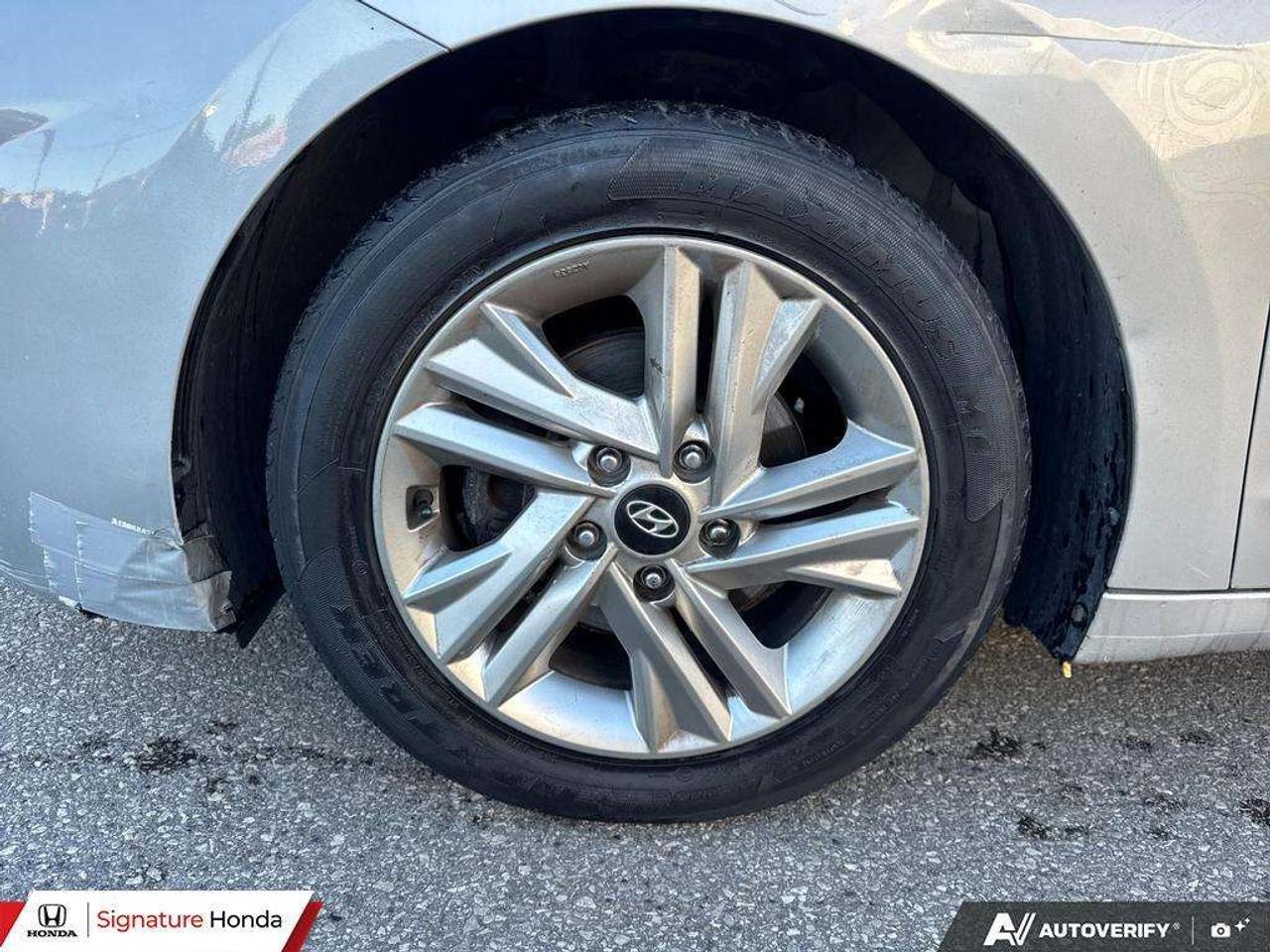 2020 Hyundai Elantra Preferred Photo