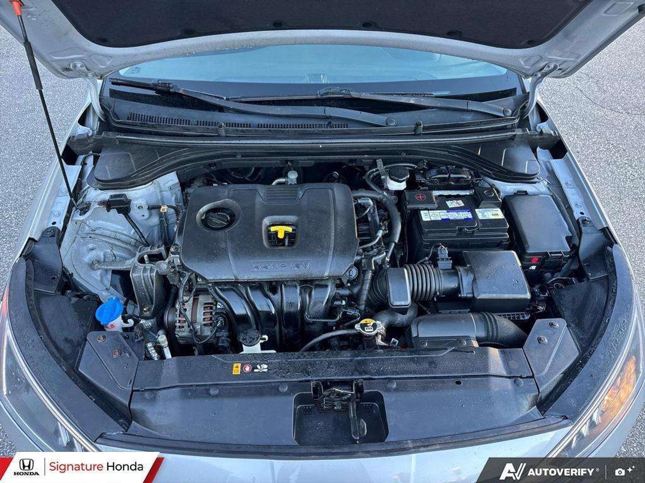 2020 Hyundai Elantra Preferred Photo